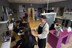 Chickkks Hair Salon in Swindon