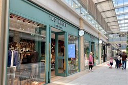 Ted Baker - Oxfordshire Photo