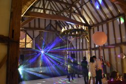 Beaus DJ Services - Mobile Disco services in London