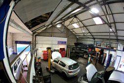 Whitecroft Garage | MOT | Bolton Photo
