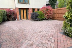 PressureWashPro - Driveway and Patio Cleaning Specialist in Southampton