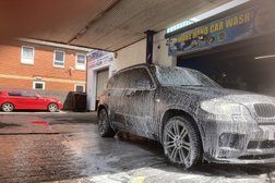 Wave Hand Car Wash Photo