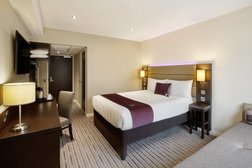 Premier Inn Cardiff Bay hotel Photo