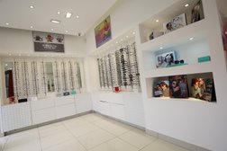 Realeyes Opticians - Whitton Photo