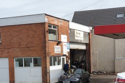 Newton Garage in Swansea