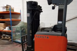 R W Forklift Services in Swindon