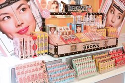 Benefit Cosmetics BrowBar Beauty Counter Photo